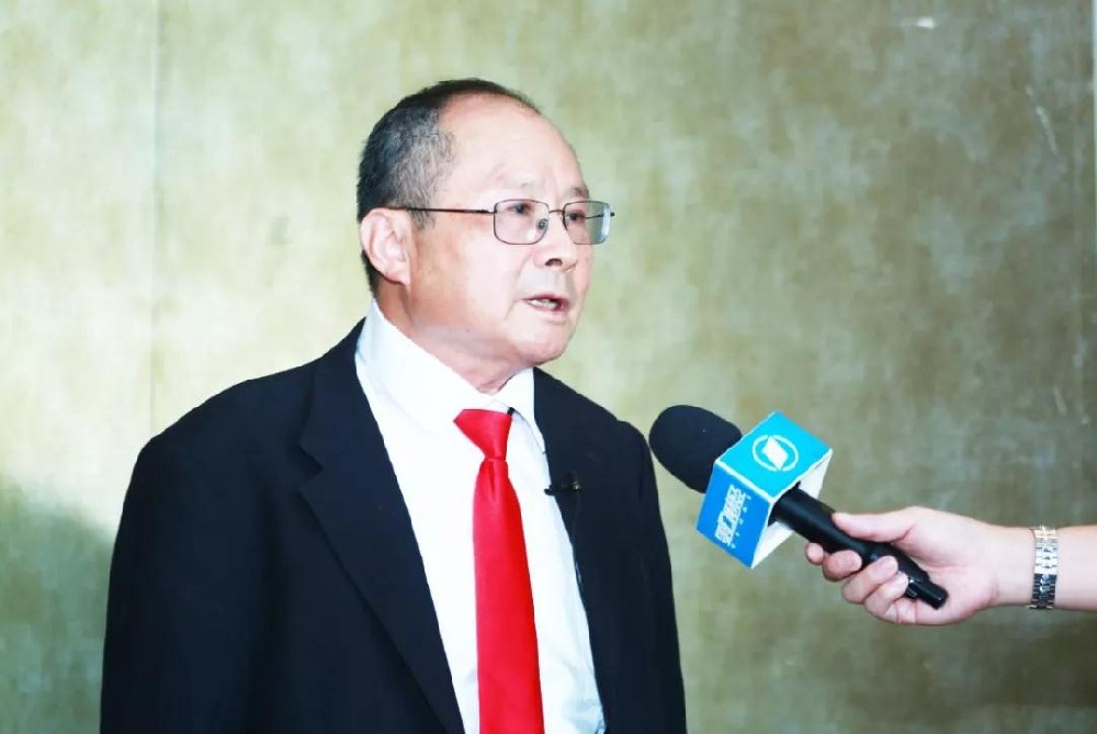 物流設備行業巨頭鋒馥集團董事長劉承翰接受《第一財經》采訪